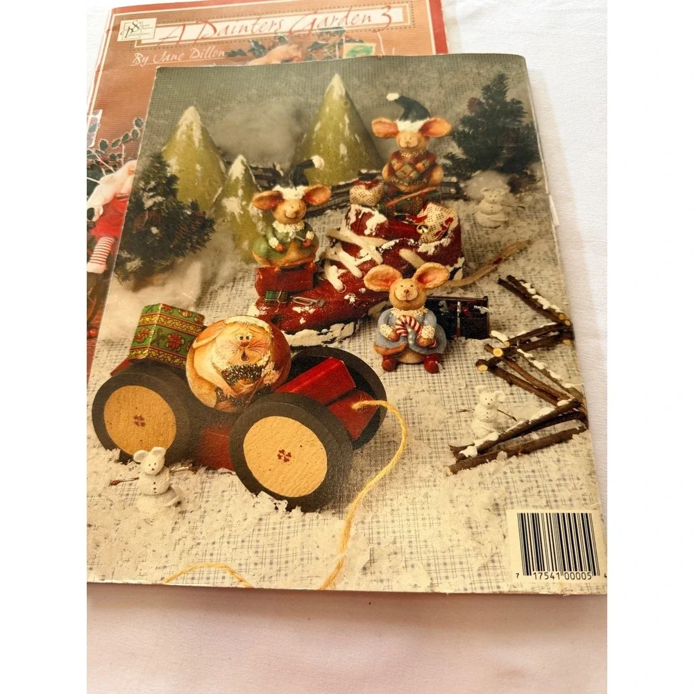 Craft Instruction Books‎ Lot of 2 Christmas Garden Mice Santa Patterns